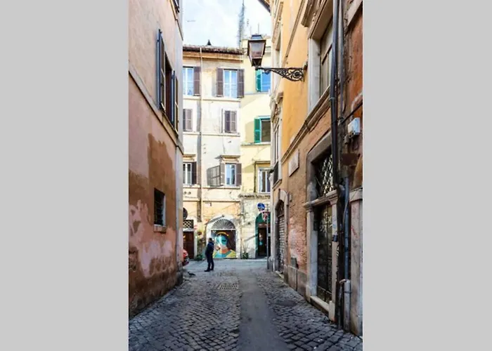 Elegant Trilussa Apartament *