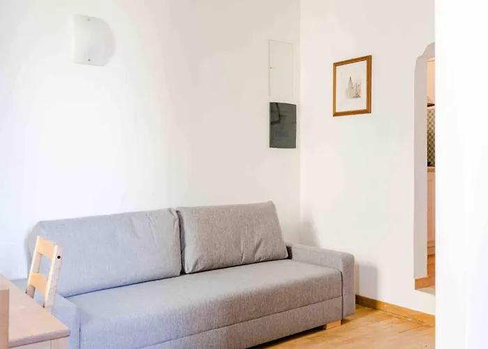 Elegant Trilussa Apartament *